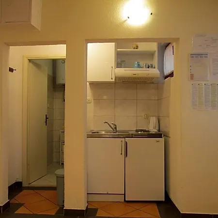 Quiet - 5 Min Walk To Old Town And Bacvice Apartmán *