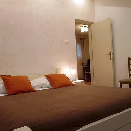 Quiet - 5 Min Walk To Old Town And Bacvice Apartment Split
