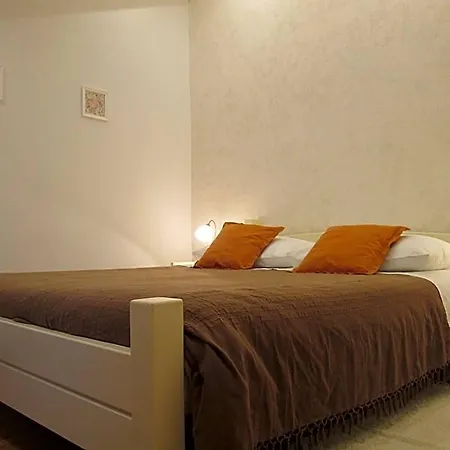 Apartment Quiet - 5 Min Walk To Old Town And Bacvice *